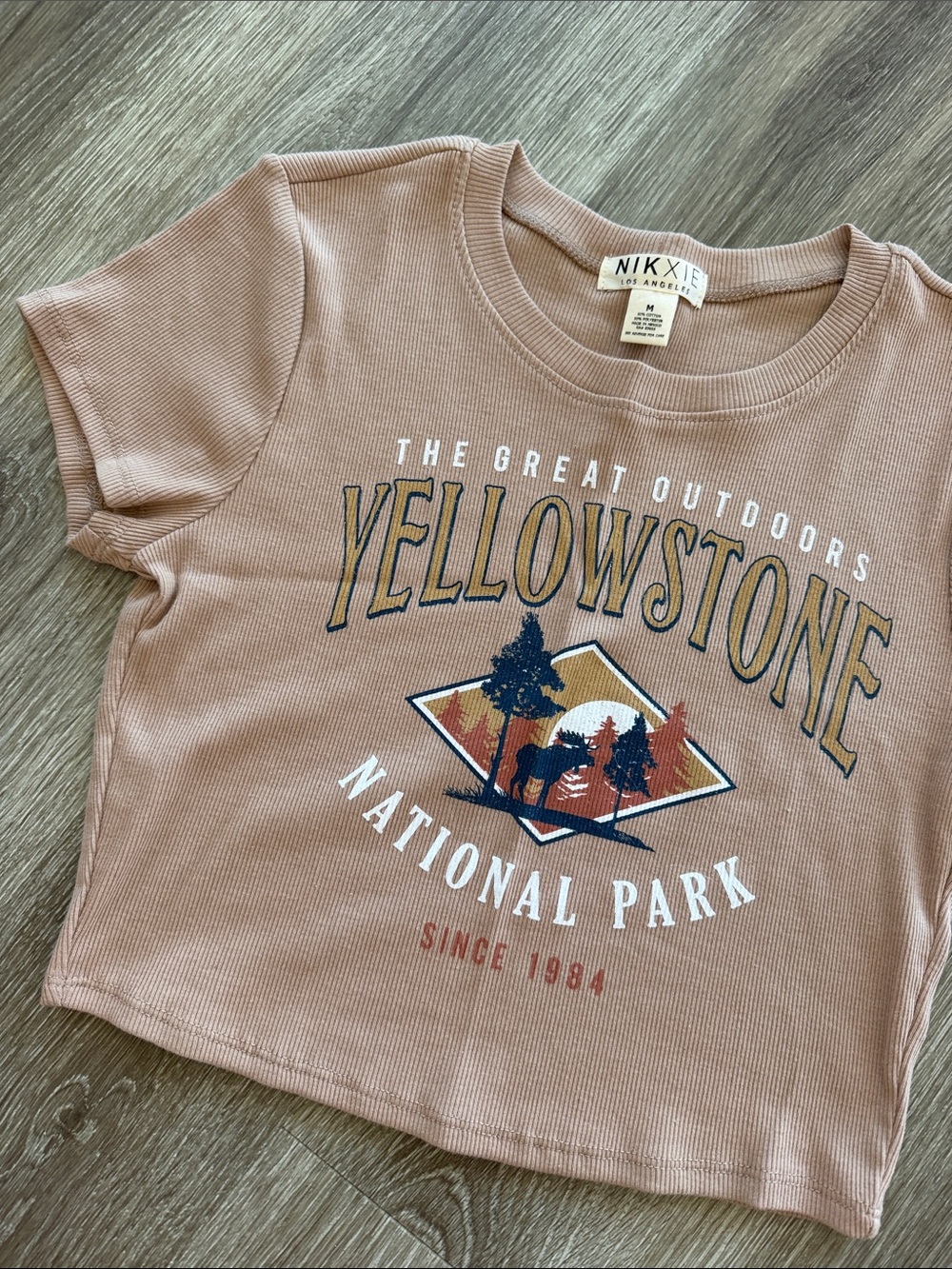 Yellowstone national park crop tee top shirt ribbed tan medium new nwot
